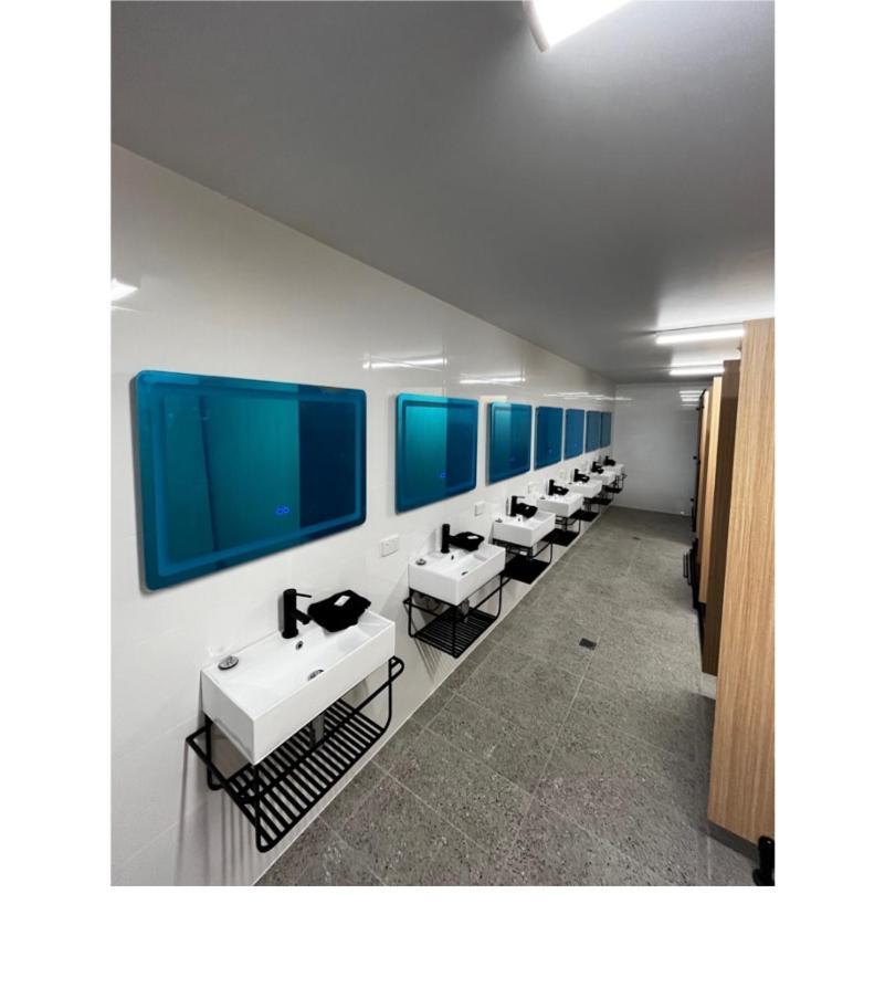 Capsuleaccom Hostel Голд-Кост Экстерьер фото